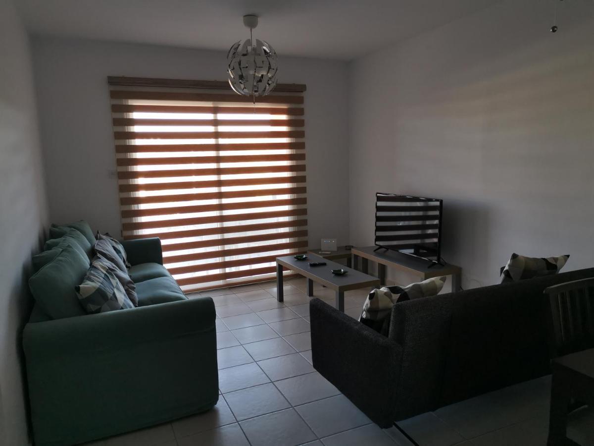 Apartment Iris Village, Near Kings Avenue Mall - By Imh Travel & Tours