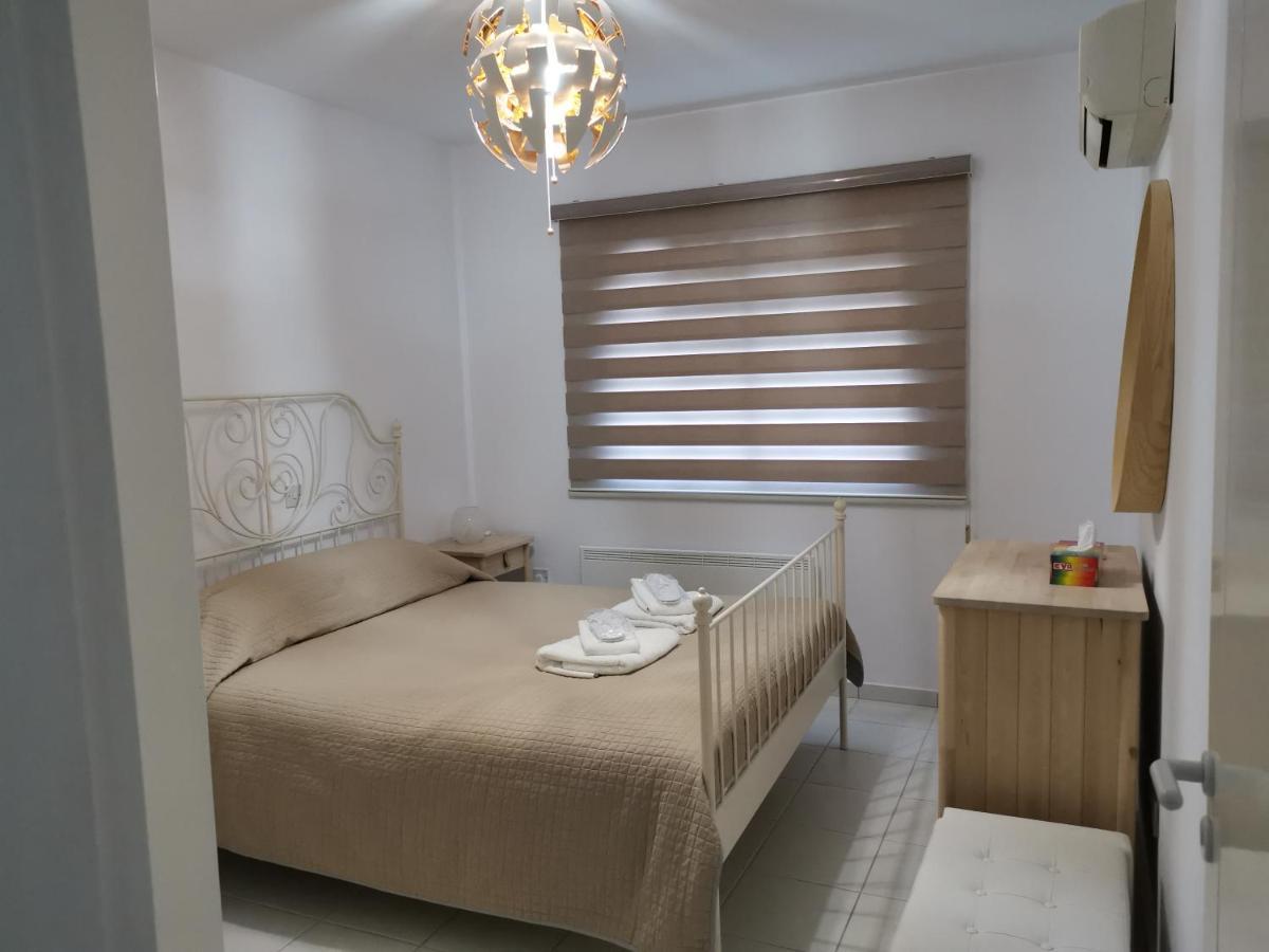 Iris Village, Near Kings Avenue Mall - By Imh Travel & Tours Apartment