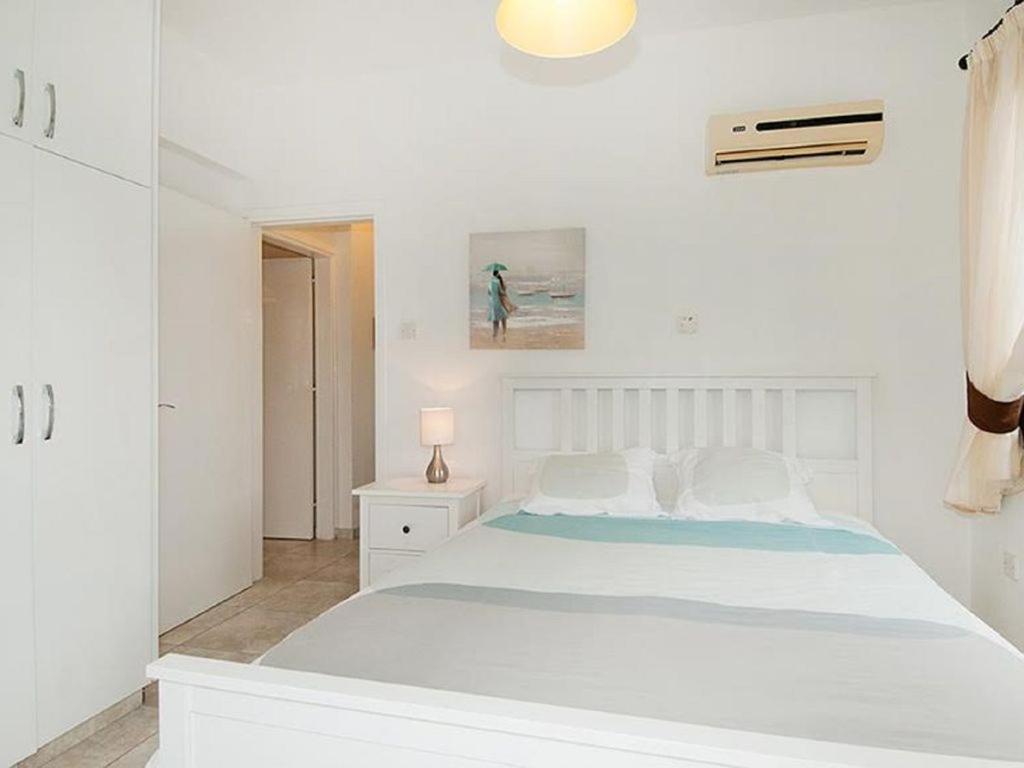 Apartment Beautiful 2-Bedroom Apartment - Great Location *