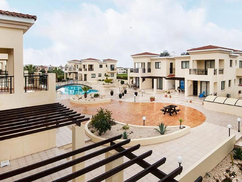 Apartment Beautiful 2-Bedroom Apartment - Great Location Paphos