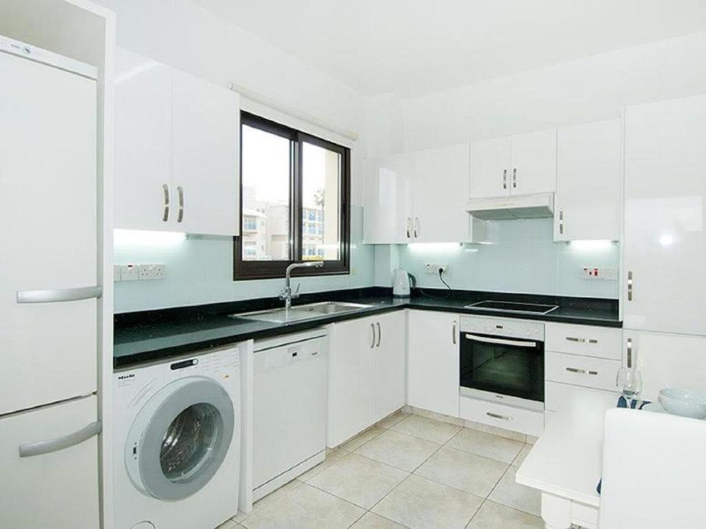 Apartment Beautiful 2-Bedroom Apartment - Great Location *