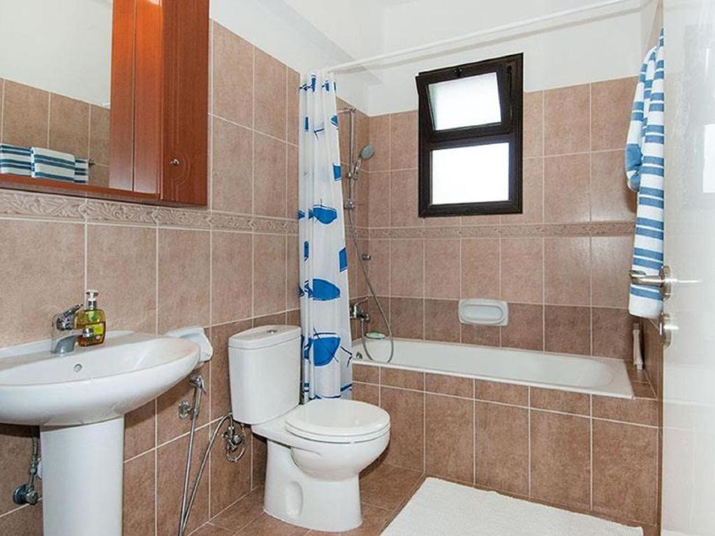 Apartment Beautiful 2-Bedroom Apartment - Great Location
