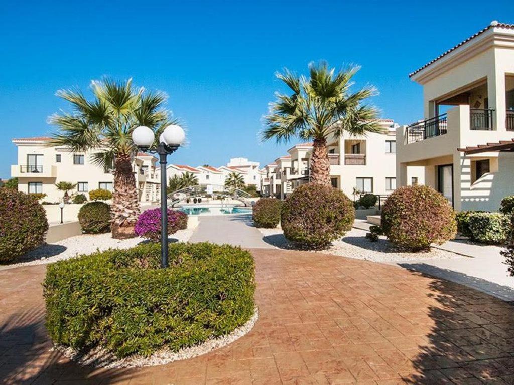 Beautiful 2-Bedroom Apartment - Great Location *