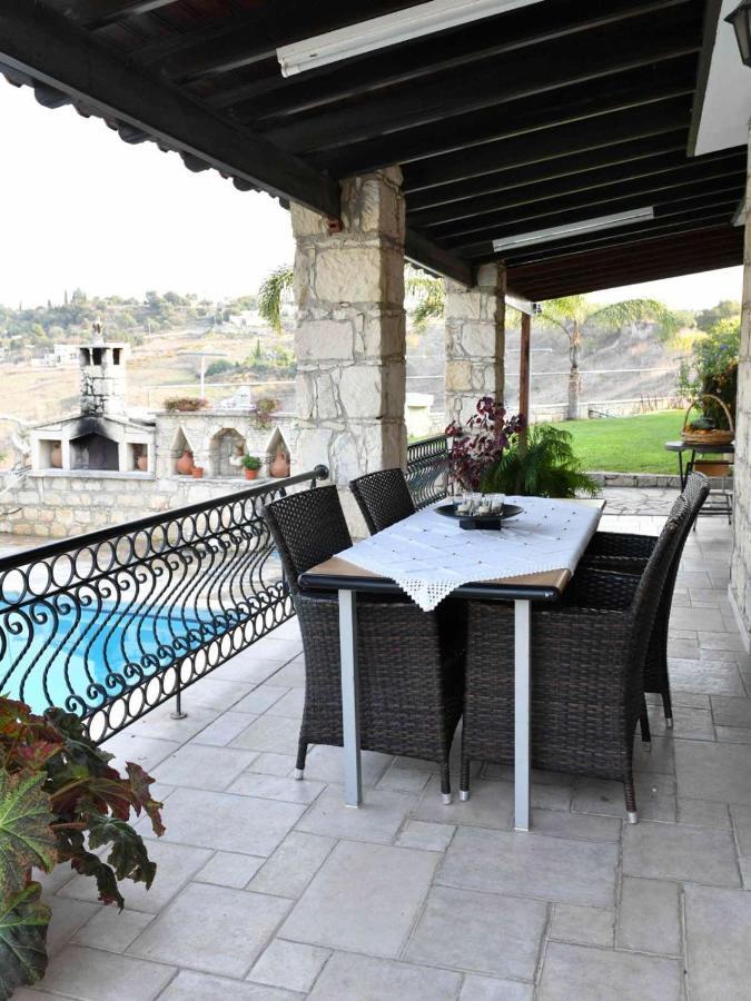 Villa Lasa Black Rock Paphos