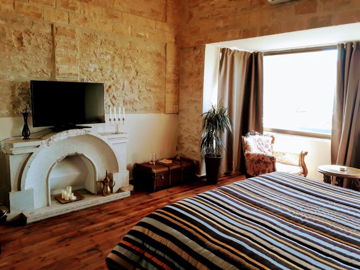 Karavella Vintage Apartment