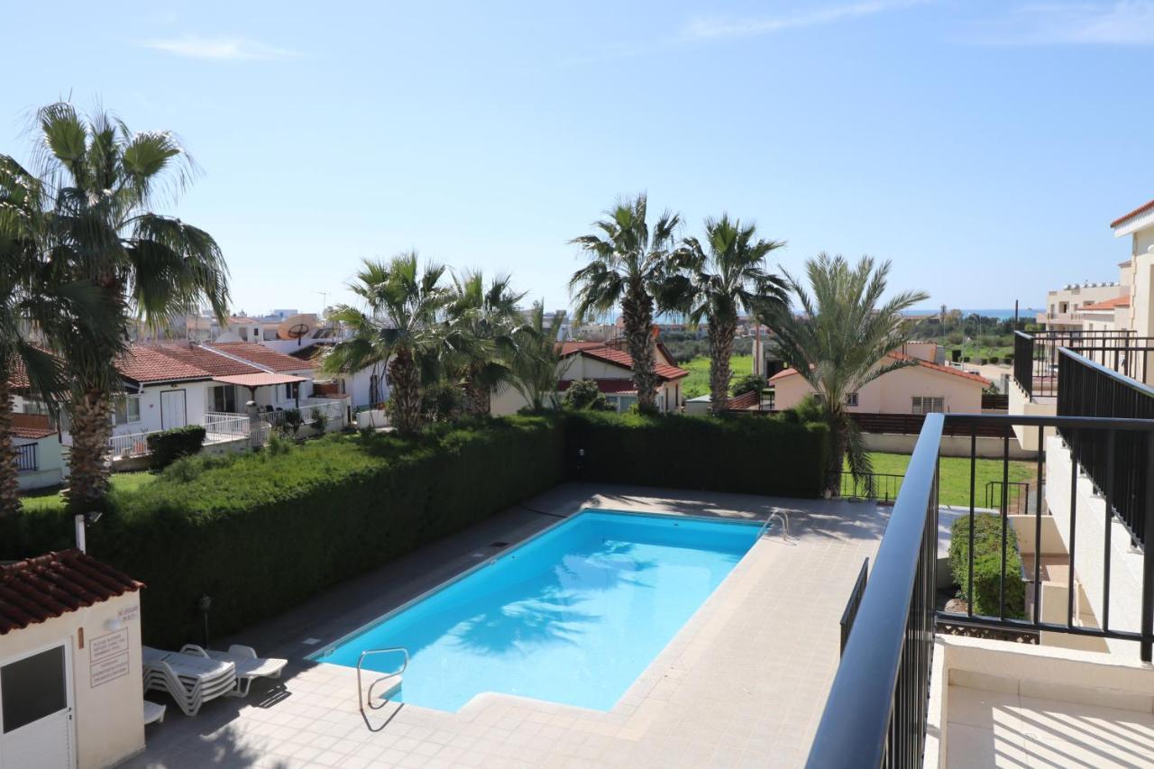 Cyking 2 Bed With Pool & 10 Min To *