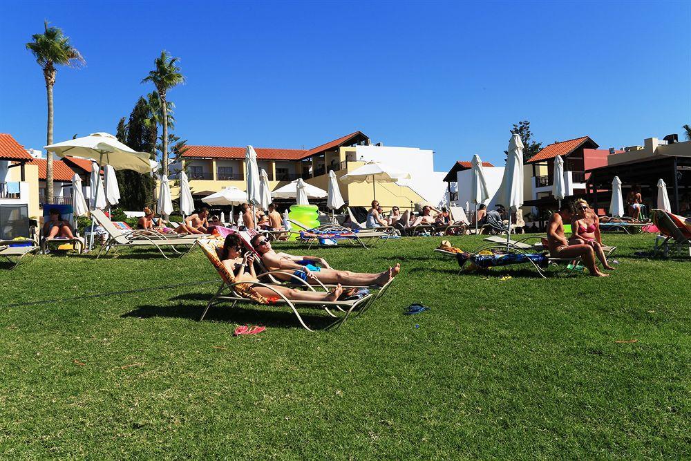 Aqua Sol Water Park Resort