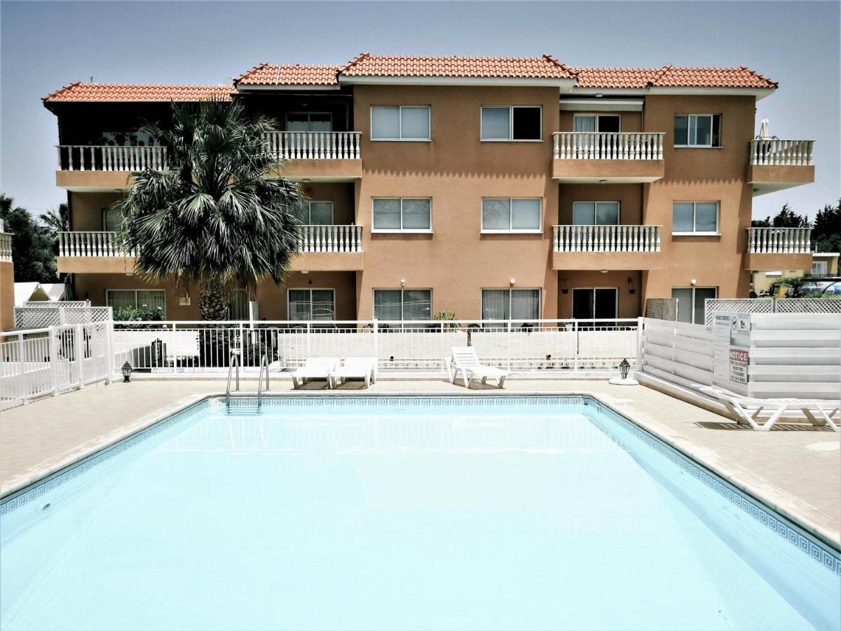 Walnut103 With Pool Paphos