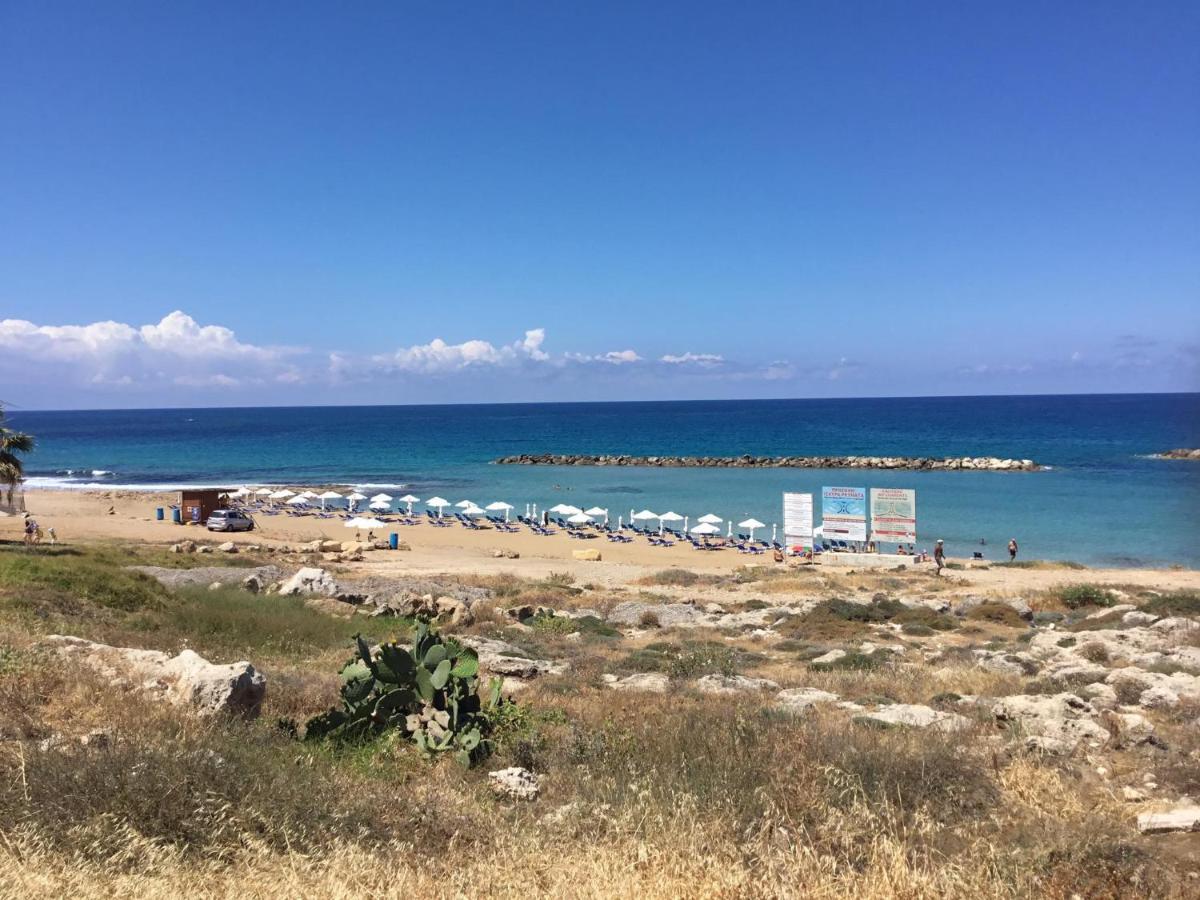 Nice Freshly Renovated Sea-view
