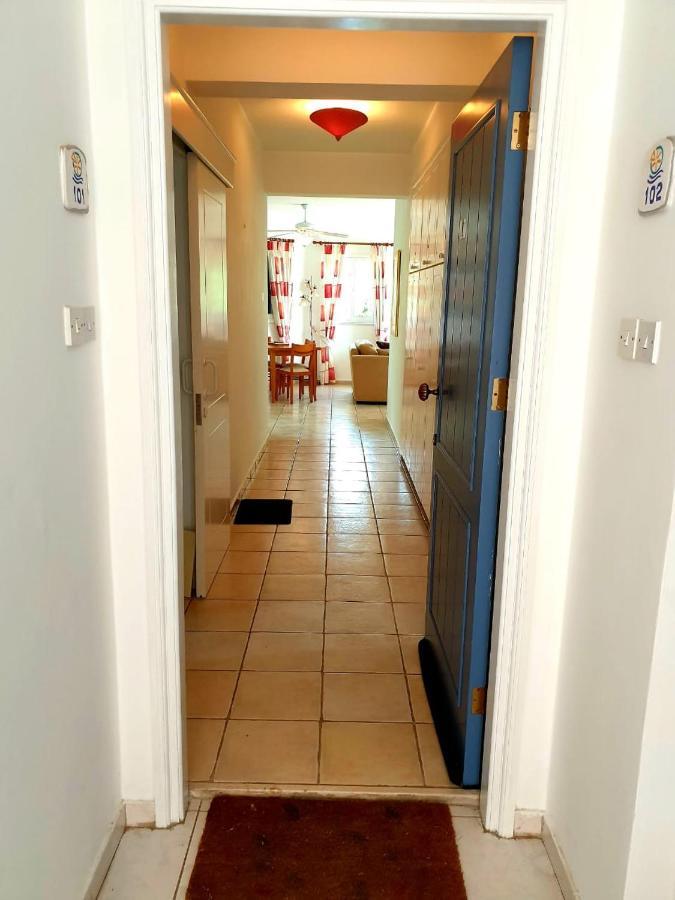 Limnaria Villas - Spacious 2 Bedroom * Paphos