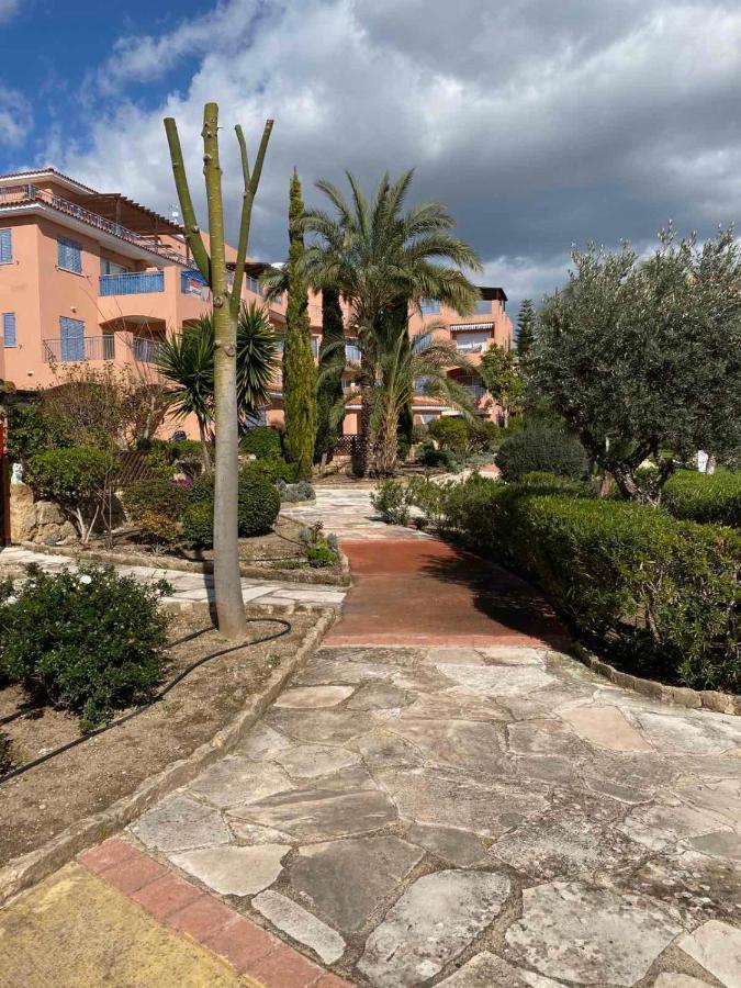 Limnaria Gardens K203 In * Paphos