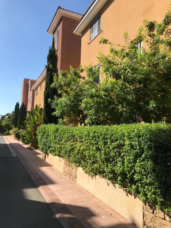 Limnaria Gardens K203 In