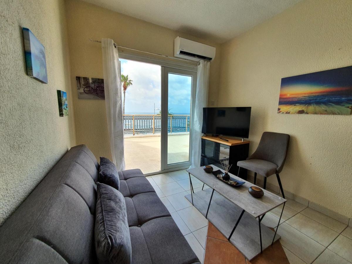 Poseidon 51 - Beachfront Two Bedroom * Paphos