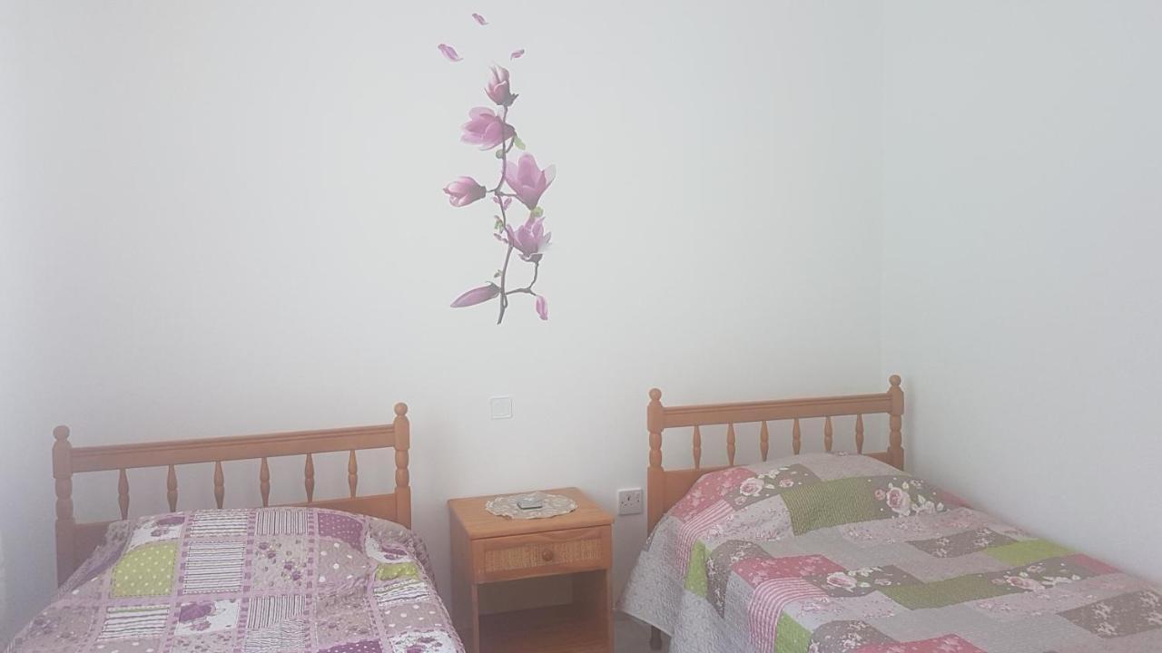 Pelagos Hill Apartment