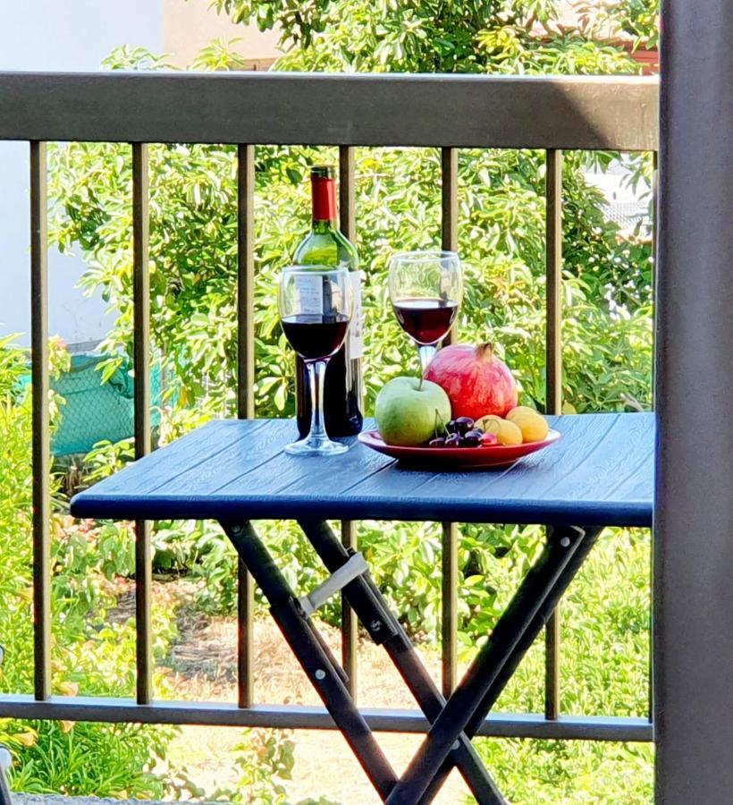 Margarita Gardens - Self Service
