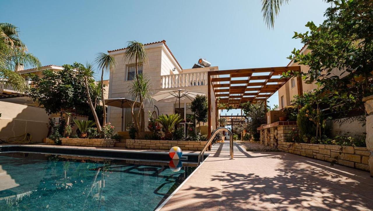 Myria Villa