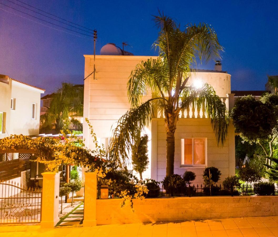 Myria * Paphos