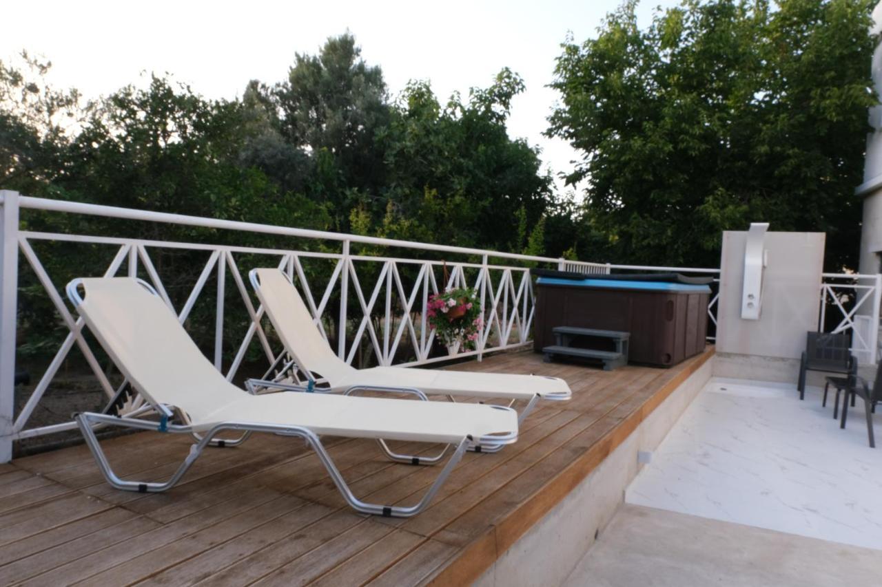 Luxury Fani House Next To Harbor Area With Jacuzzi