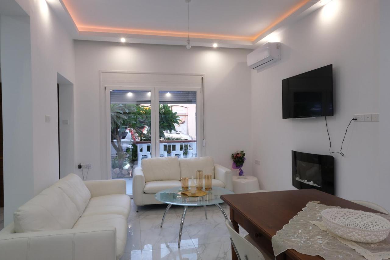 Luxury Fani House Next To Harbor Area With Jacuzzi