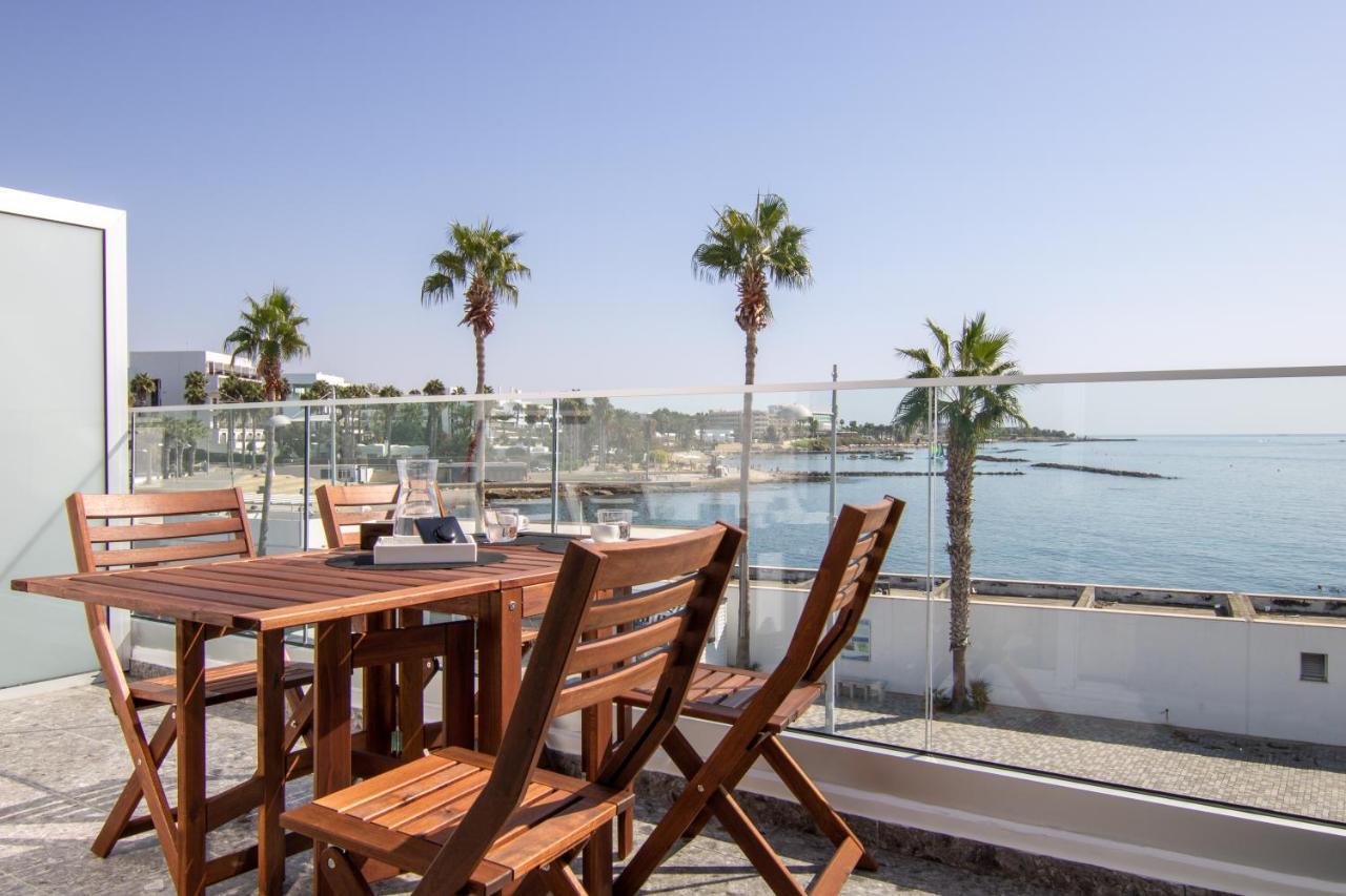 Phaedrus Living Seaview Lighthouse 52 Apartment *