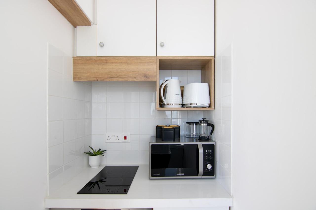 Phaedrus Living Seaview Lighthouse 52 Apartment