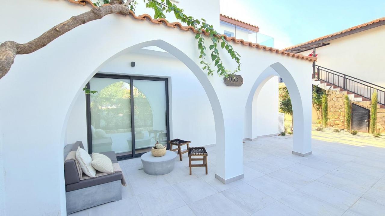 Phaedrus Living: Seaview Luxury Venus