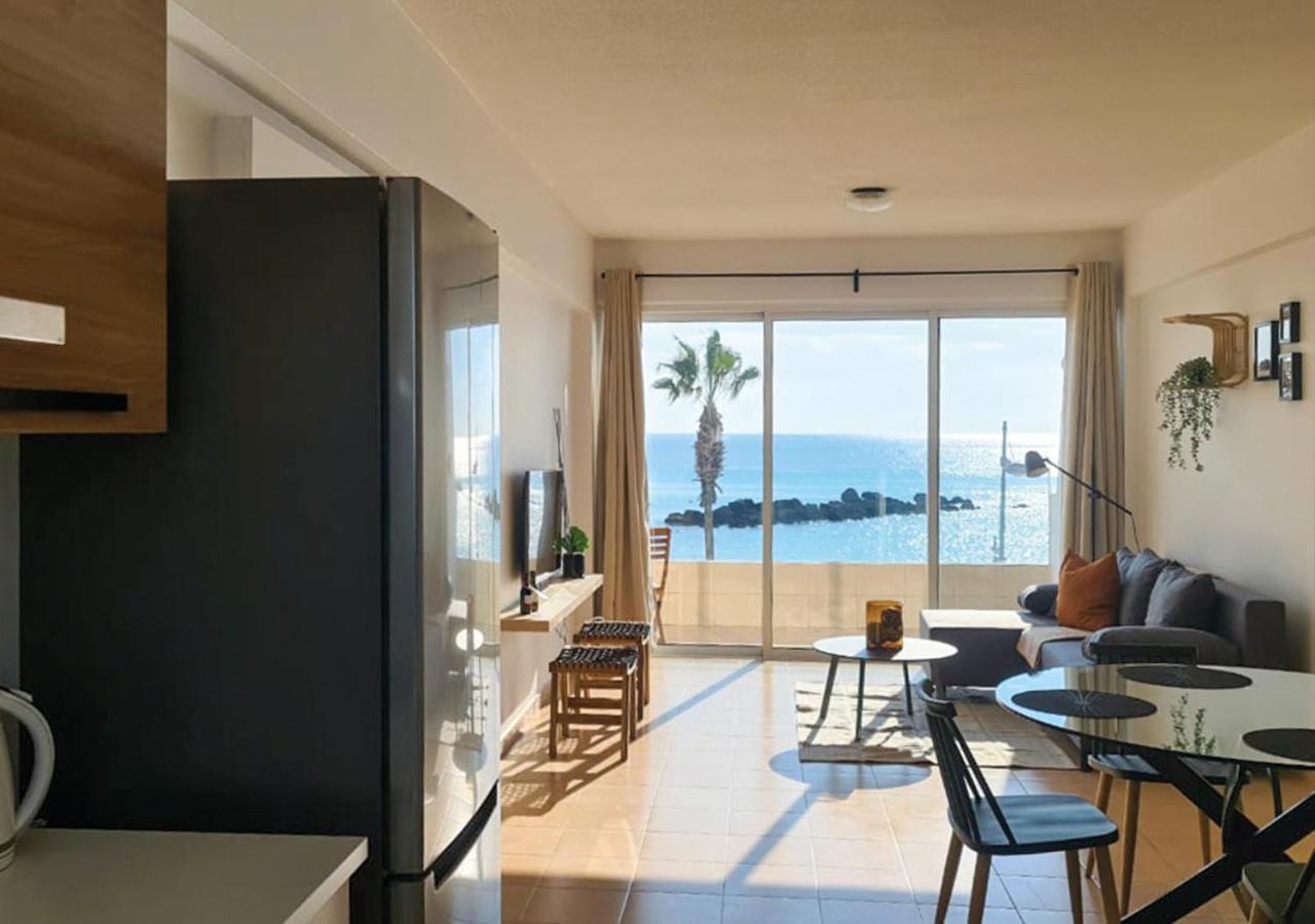 Apartment Phaedrus Living: Seaview Luxury Flat Paphinia 204 *