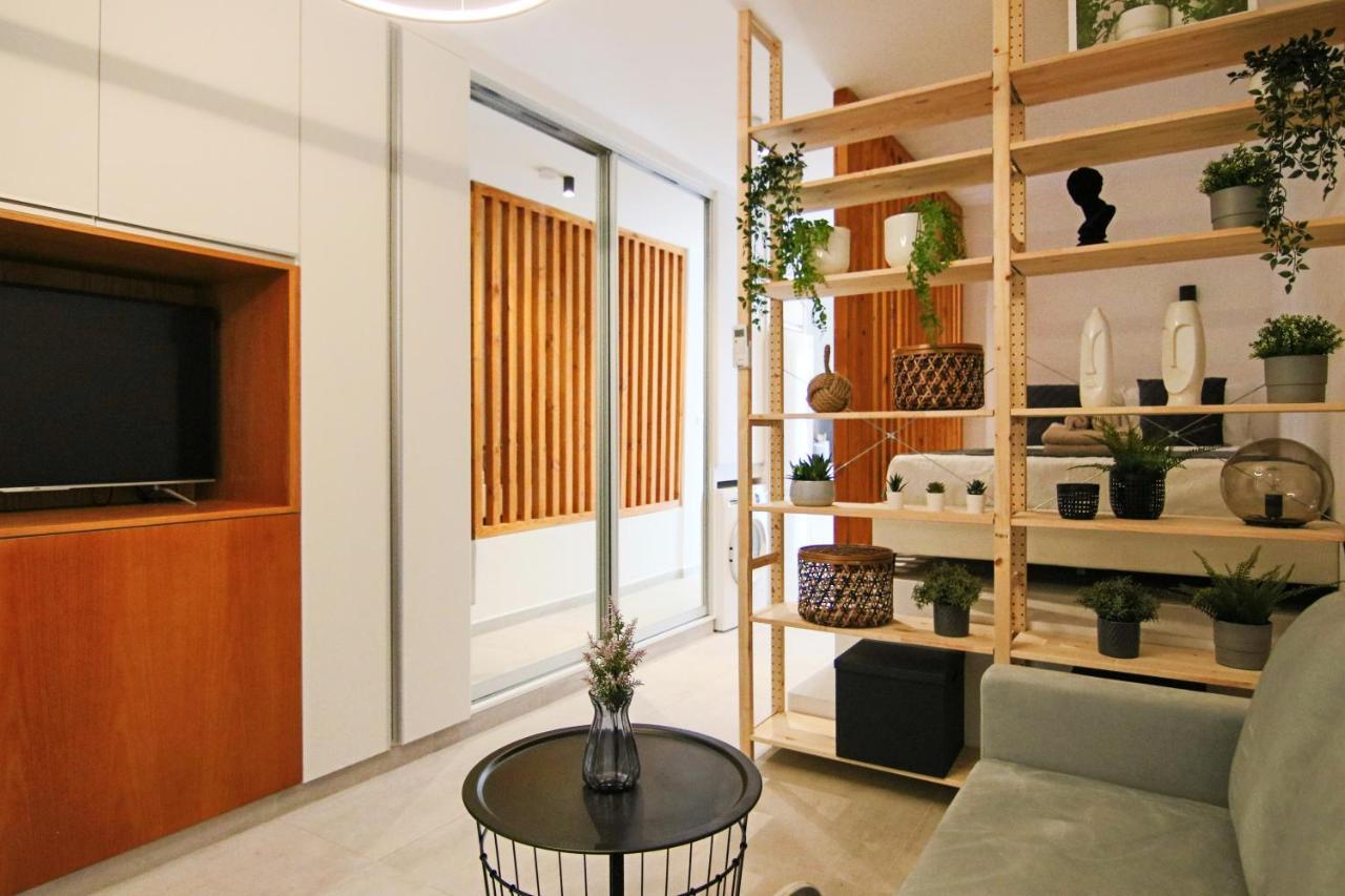 Phaedrus Living Seaside Luxury Flat Athina 123 *