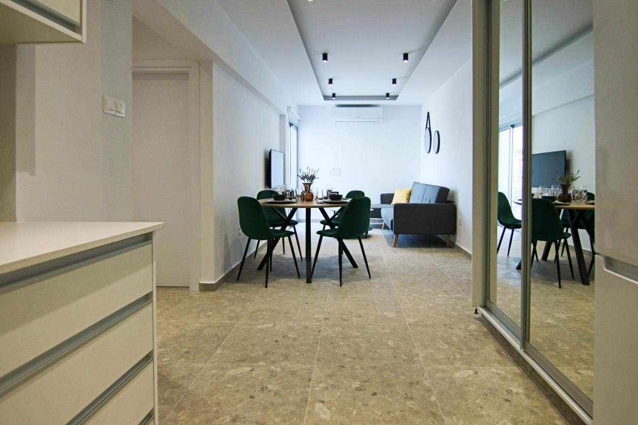 Phaedrus Living: Seaside Luxury Flat Lighthouse 69 * Paphos