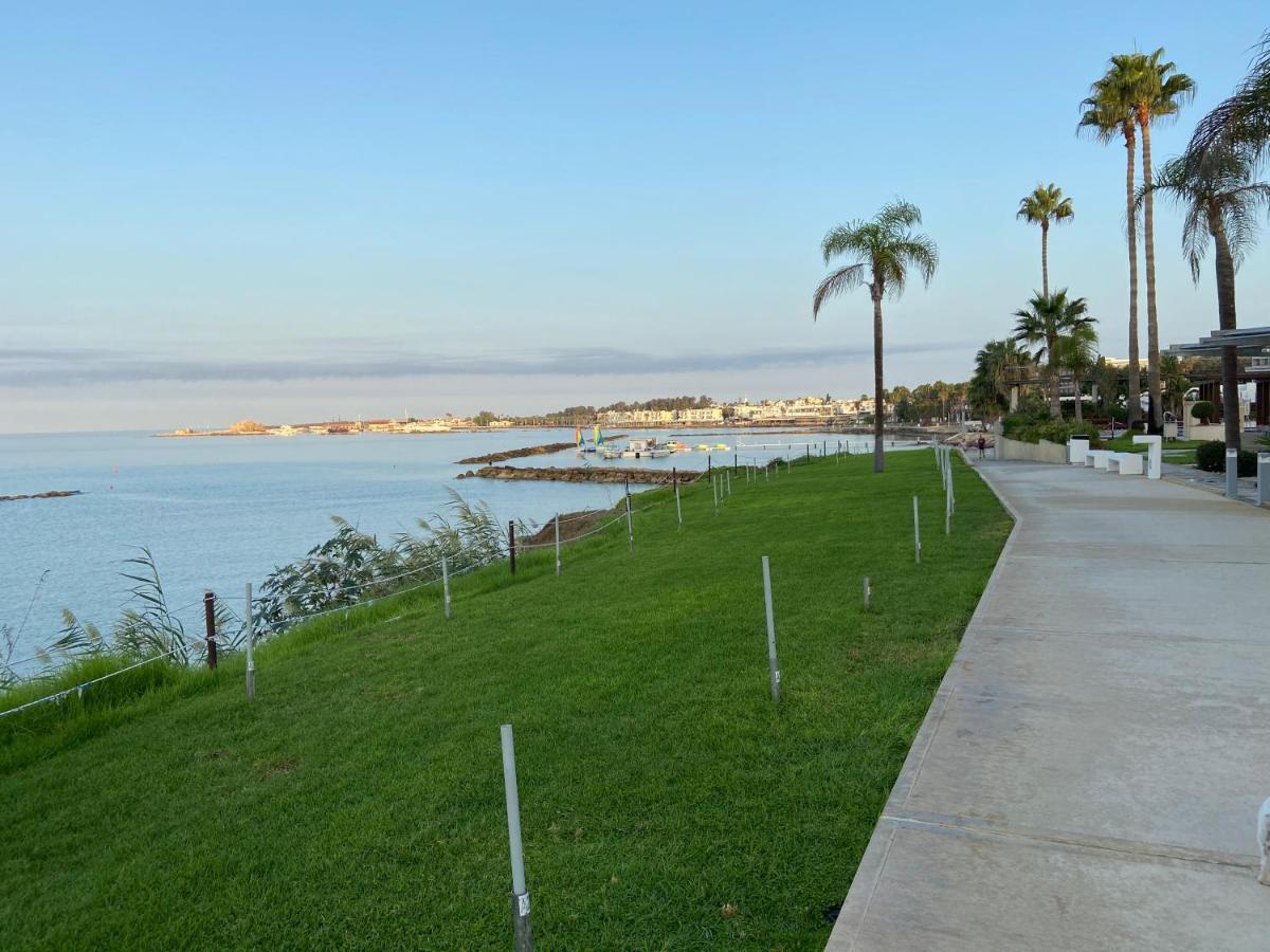 Savveli By The Sea Apartment *