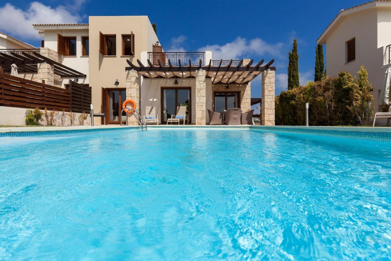 Aphrodite Hills Junior Villas Junior Villa J032 Air Conditioning Private Pool 2 Bedrooms P *