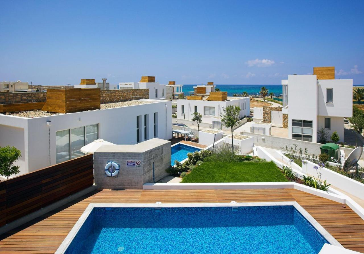 Paradise Cove Luxurious Beach Villas Indigo 1 Bedroom Villa Paphos