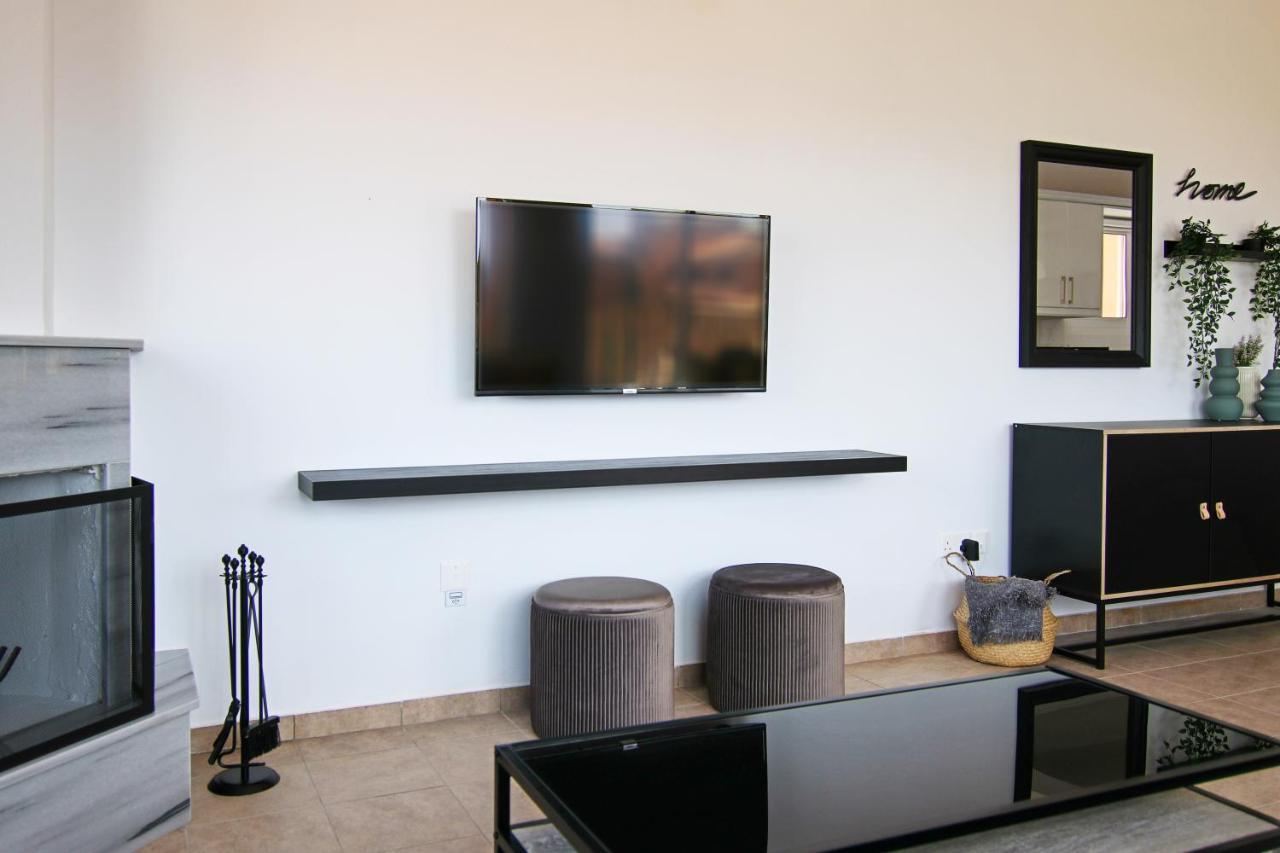 Phaedrus Living Cityview Luxury Flat Walnut Grove Apartment Paphos