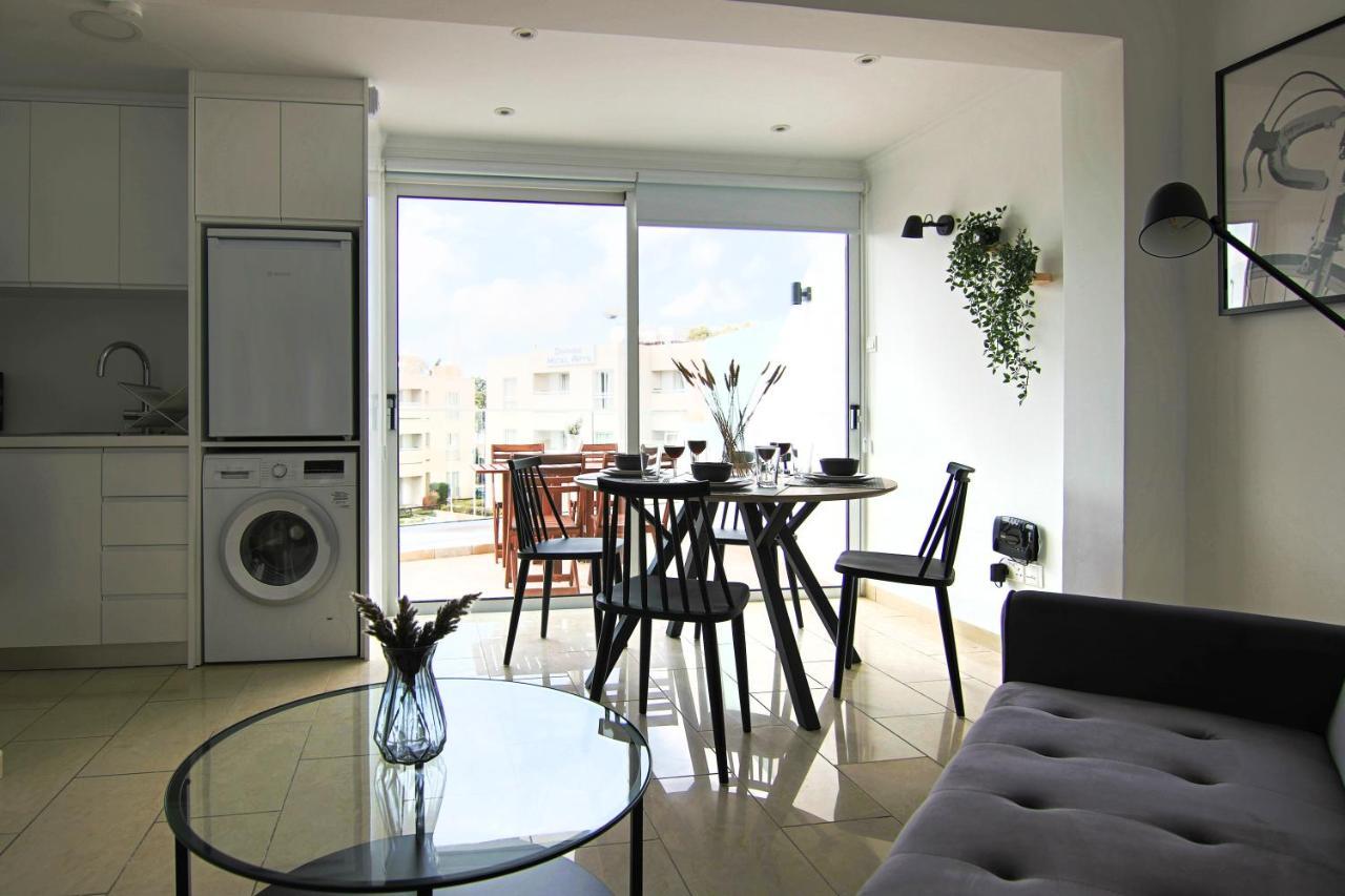 Apartment Phaedrus Living Seaside Junior Lighthouse 63 Paphos