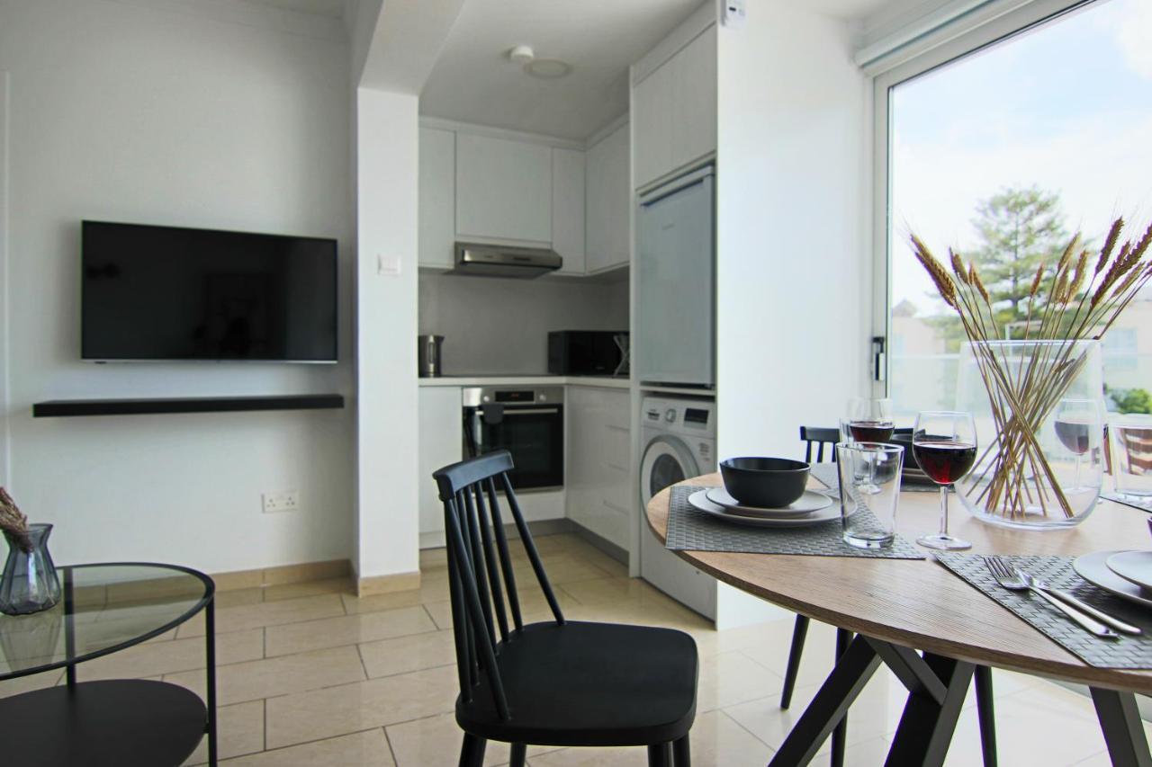 Phaedrus Living Seaside Junior Lighthouse 63 Apartment Paphos