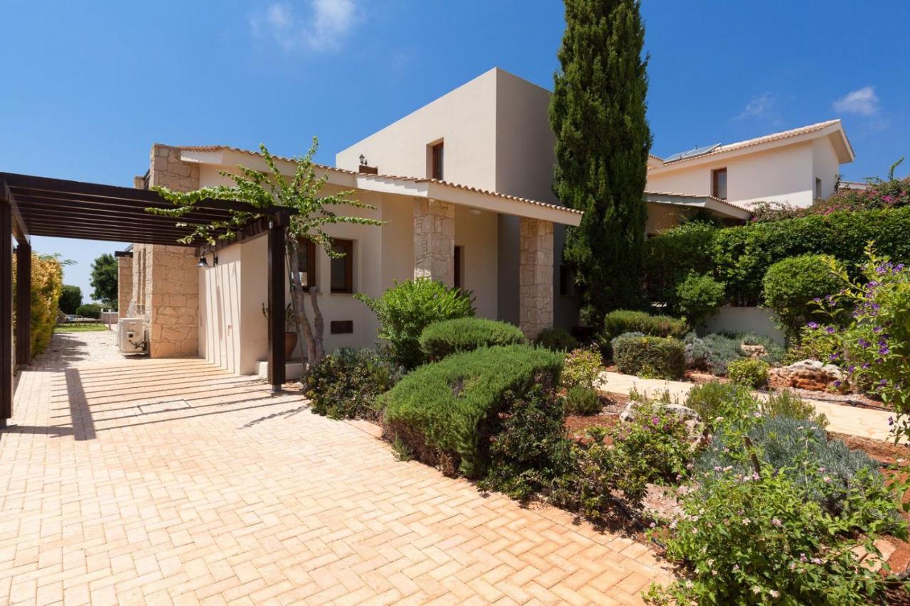 Aphrodite Hills Junior Villas Junior Villa J032 Air Conditioning Private Pool 2 Bedrooms P