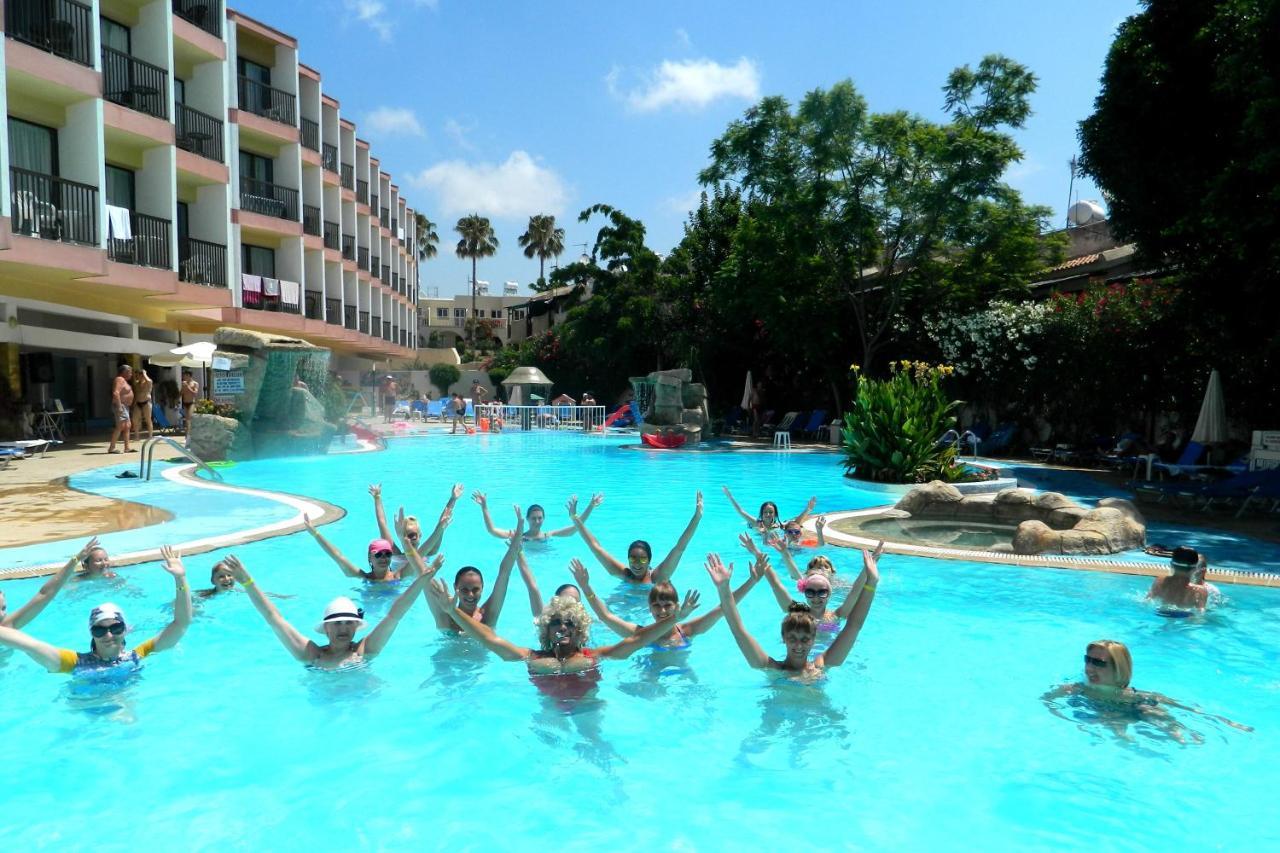 Hotel Avlida 4*
