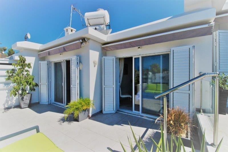 Savveli By The Sea Apartment *
