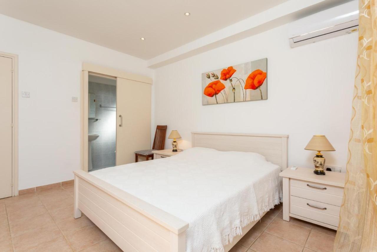 Coral Aura Villa Paphos