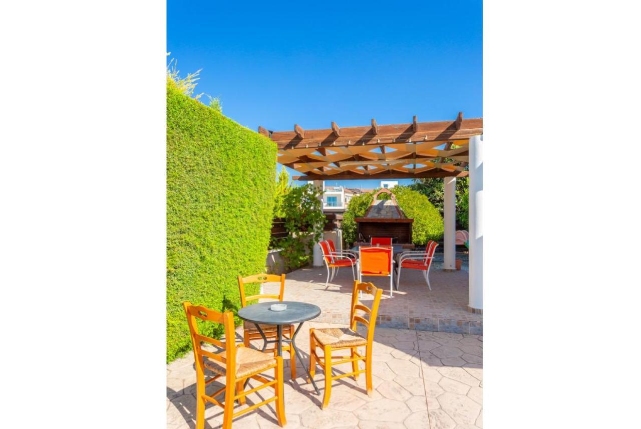 Coral Aura Villa *