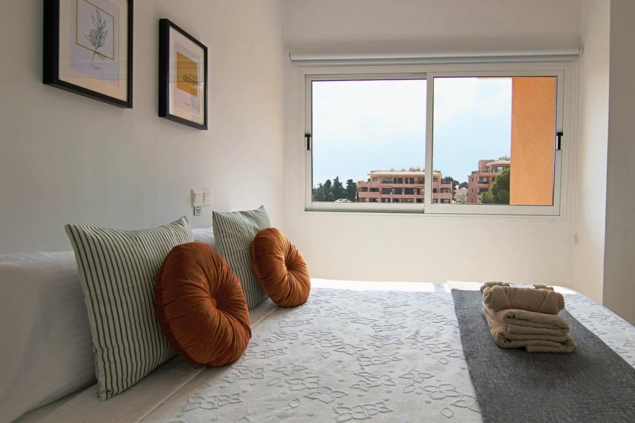 Phaedrus Living Cityview Luxury Flat Walnut Grove Paphos