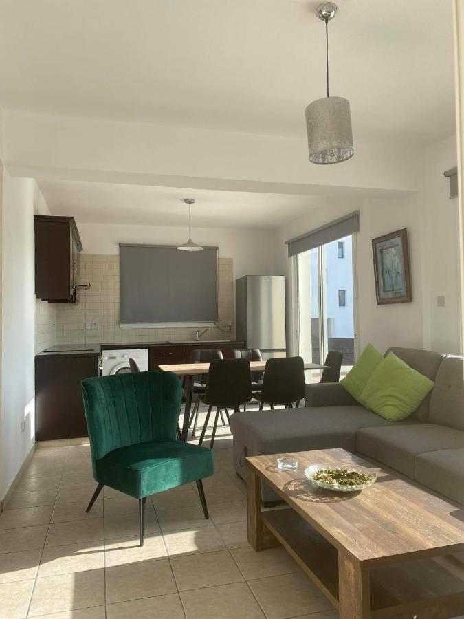 Cosy In Kato With Pool Access Apartment