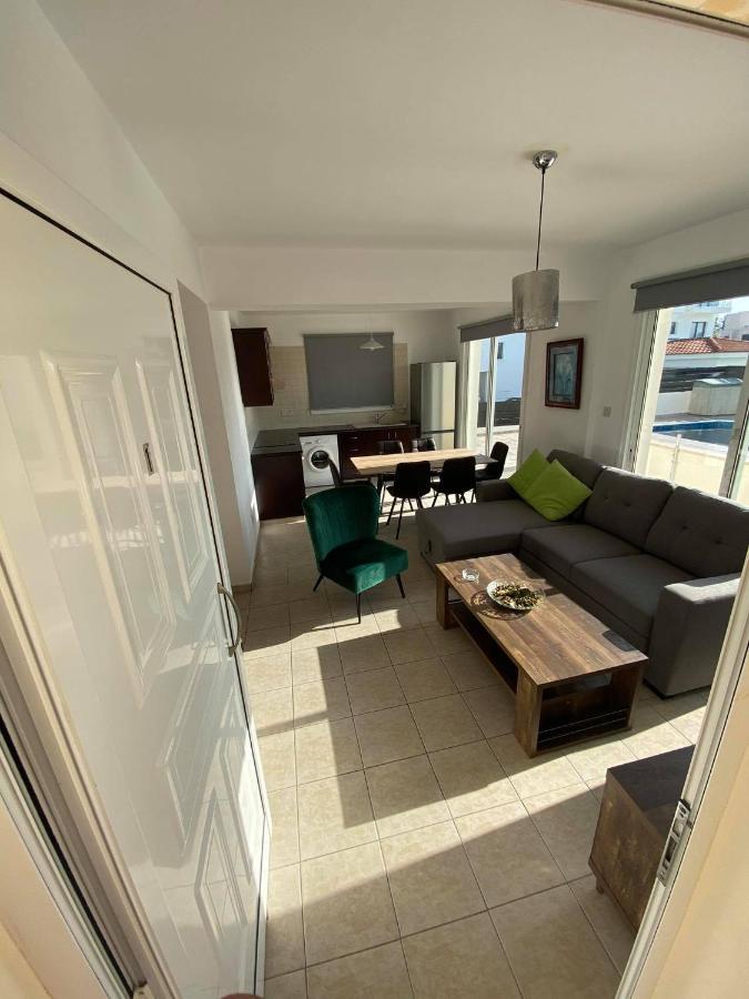 Apartment Cosy In Kato With Pool Access *