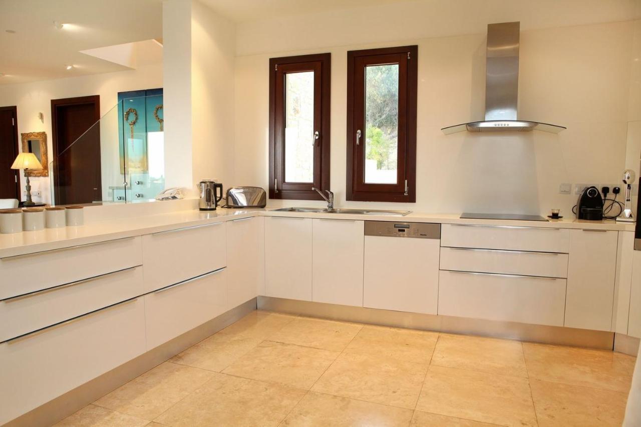 Aphrodite Hills Mythos Collection 0090 Private Pool 5 Bedrooms Villa