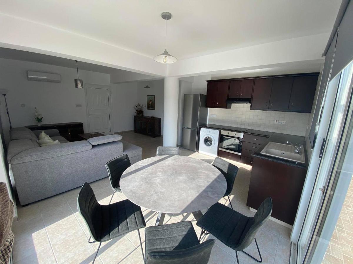 Cosy In Kato With Pool Access *