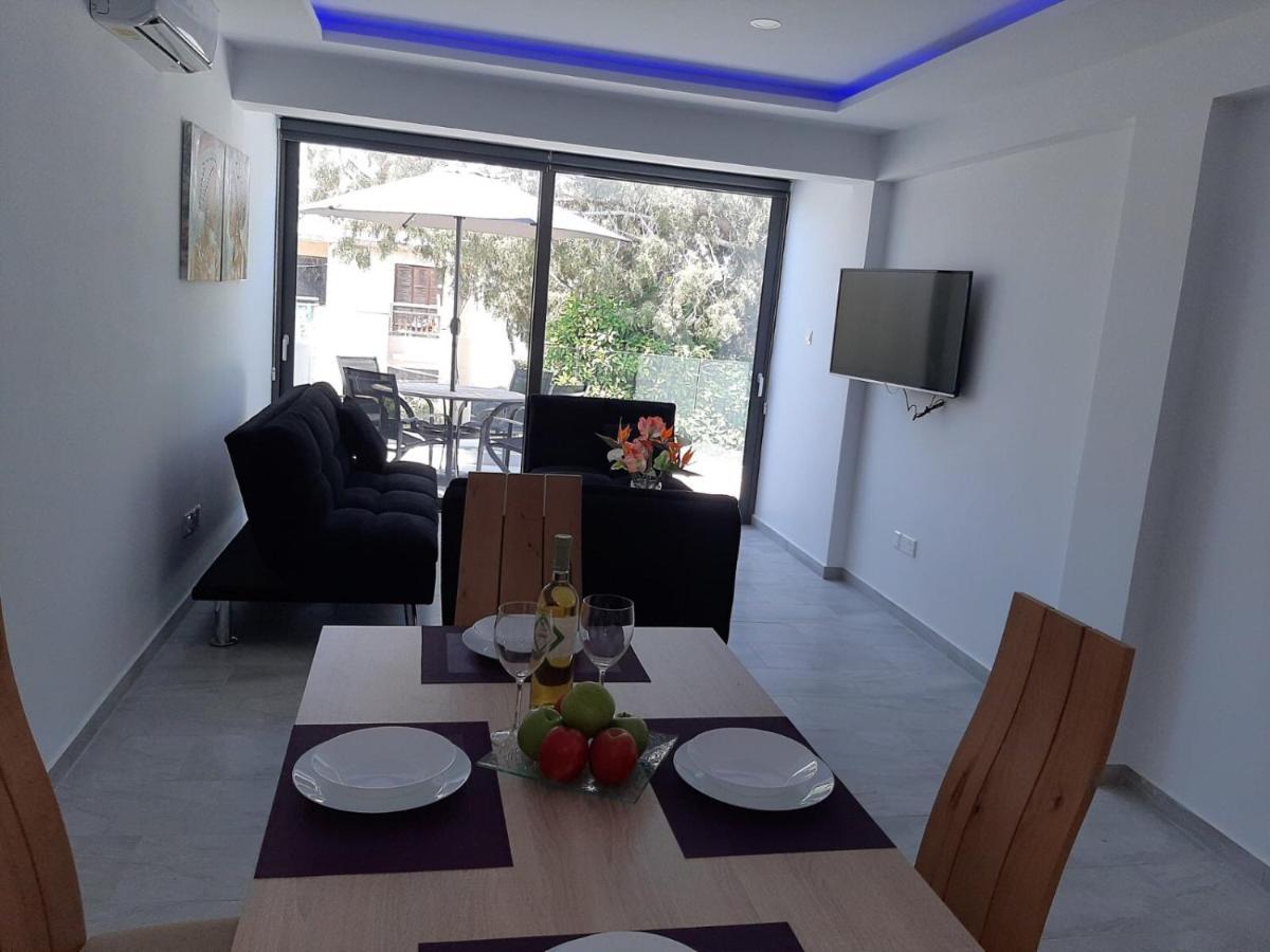 Kato 1br Near Harbour/beach/sea