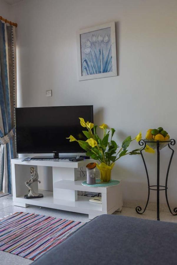 Apartment Paradise Gardens With A Large Terrace *