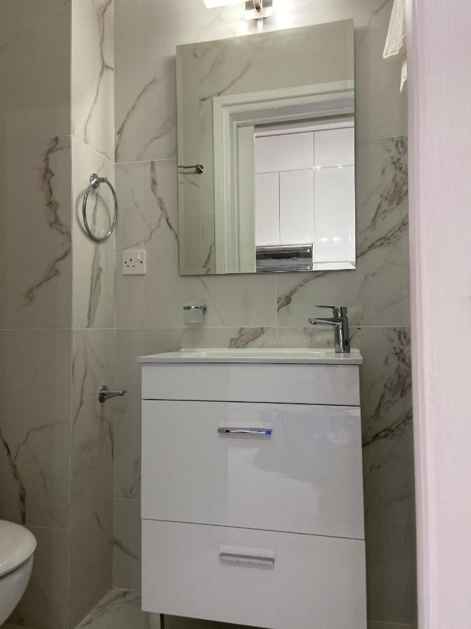 Apartment In Heart Of Tourist Area Of *