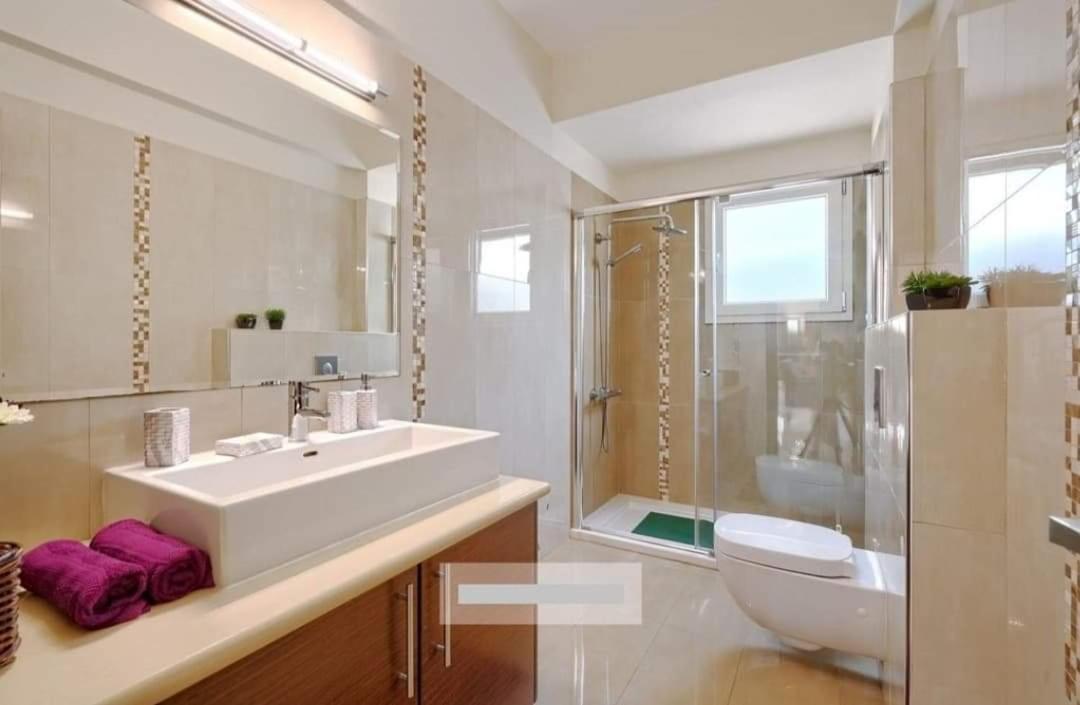 Kristia Villa *