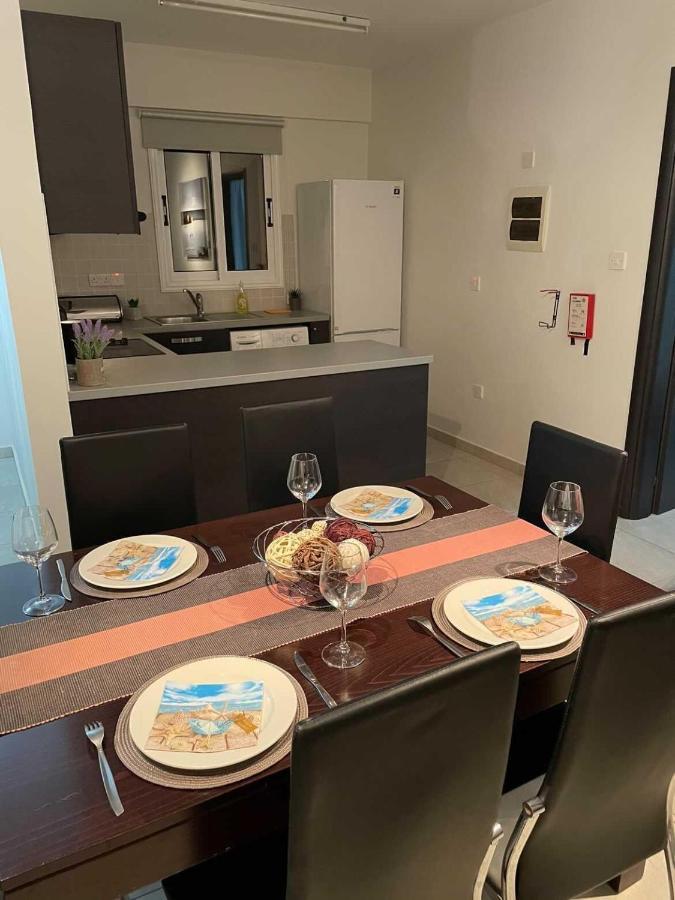 Cozy 2 Bedrooms In Complex With Swimming Pools And Beautiful View Apartment Paphos